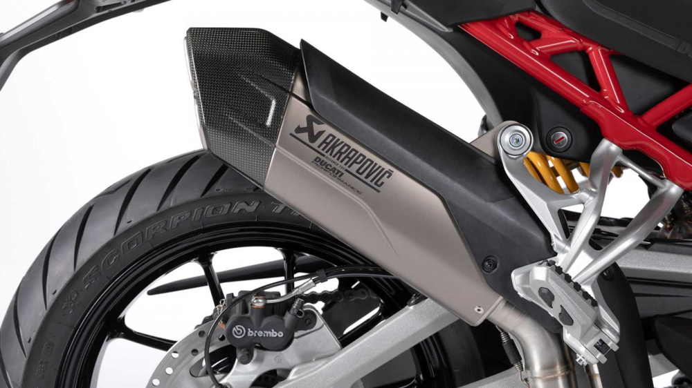 Ống xả Akrapovic chuẩn đua cho Multistrada V4