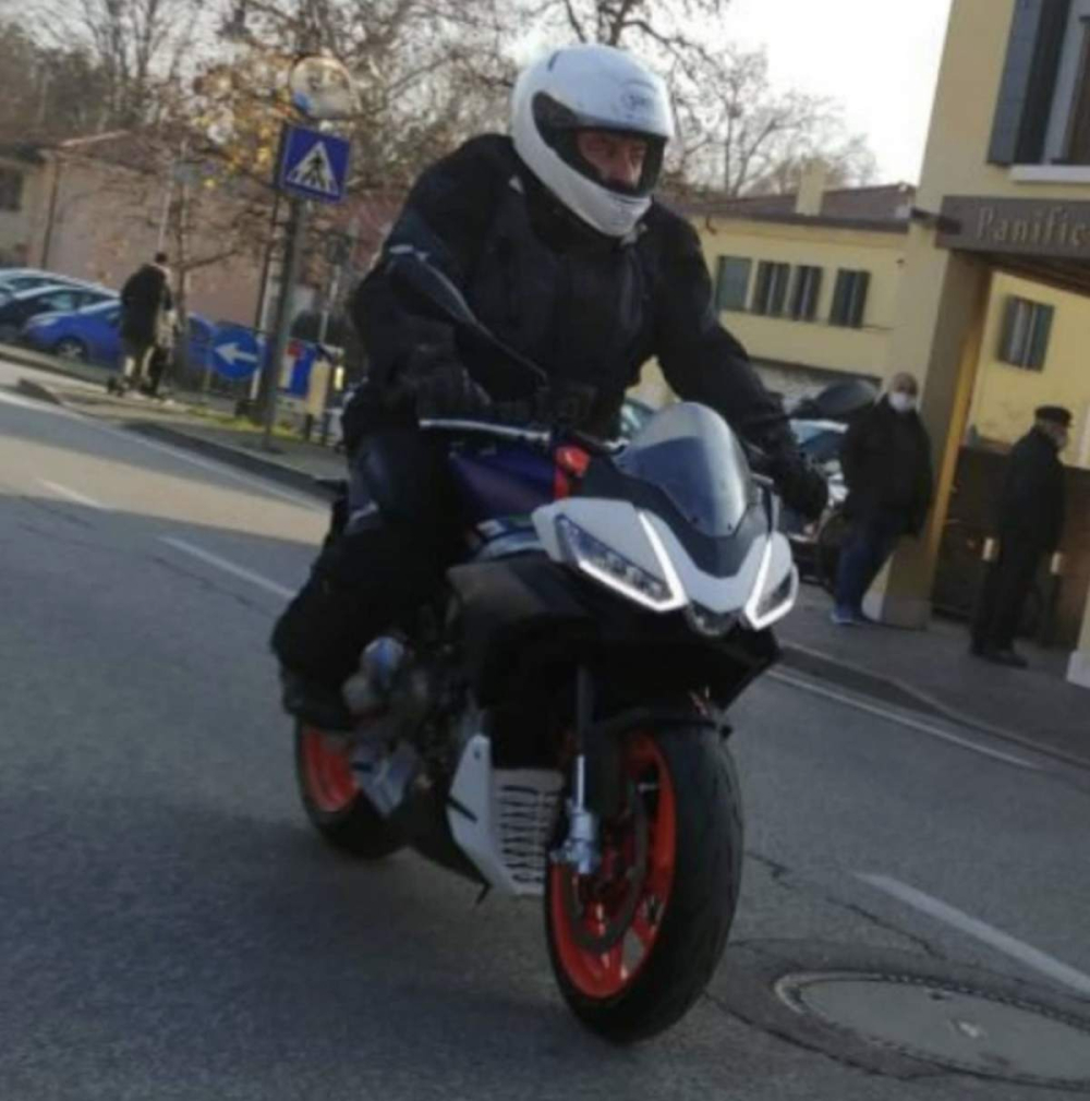Aprilia Tuono 660 Aprilia Tuono 660
