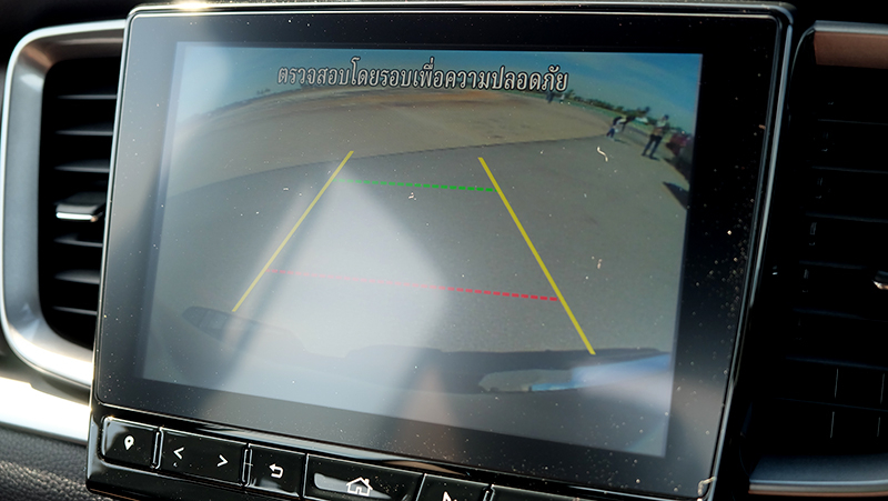 Camera l&ugrave;i của Mazda BT-50 2021