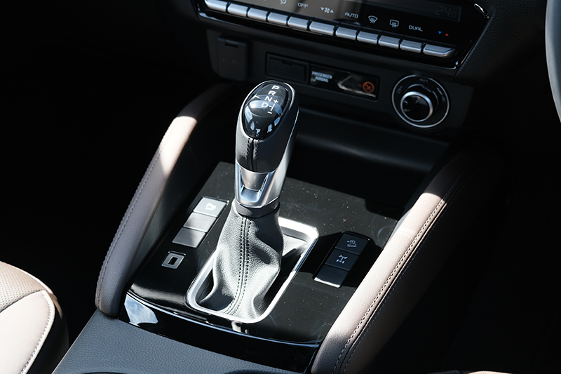 Cần số của Mazda BT-50 2021