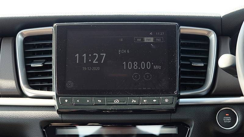 M&agrave;n h&igrave;nh th&ocirc;ng tin giải tr&iacute; của Mazda BT-50 2021