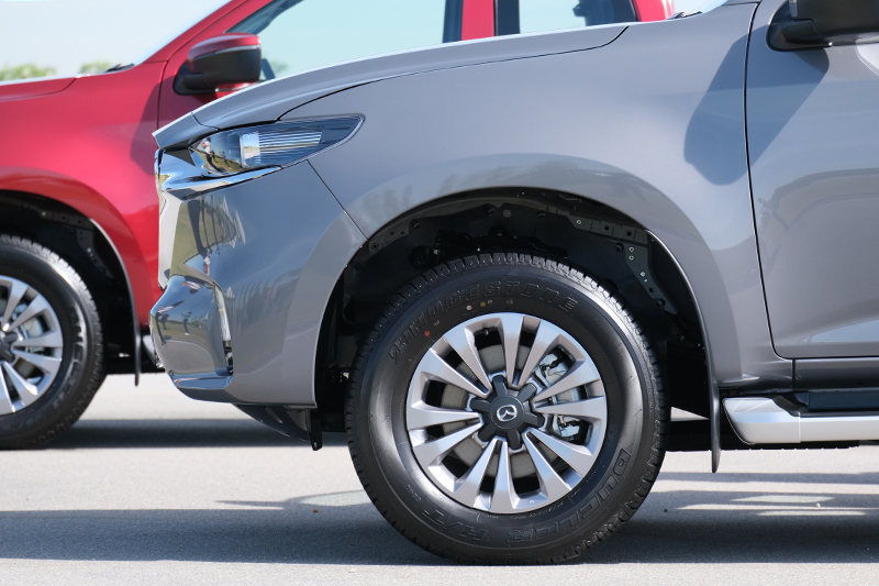 V&agrave;nh của Mazda BT-50 2021