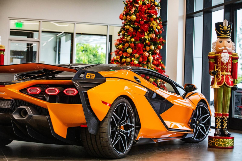 Sẽ chỉ có đúng 63 chiếc Lamborghini Sian được sản xuất trên toàn thế giới Sẽ chỉ có đúng 63 chiếc Lamborghini Sian được sản xuất trên toàn thế giới