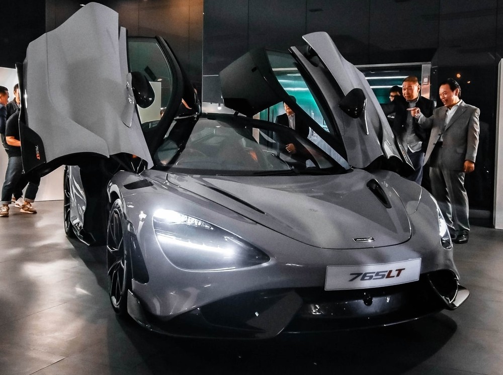 Siêu xe McLaren 765LT đầu tiên đến Thái Lan