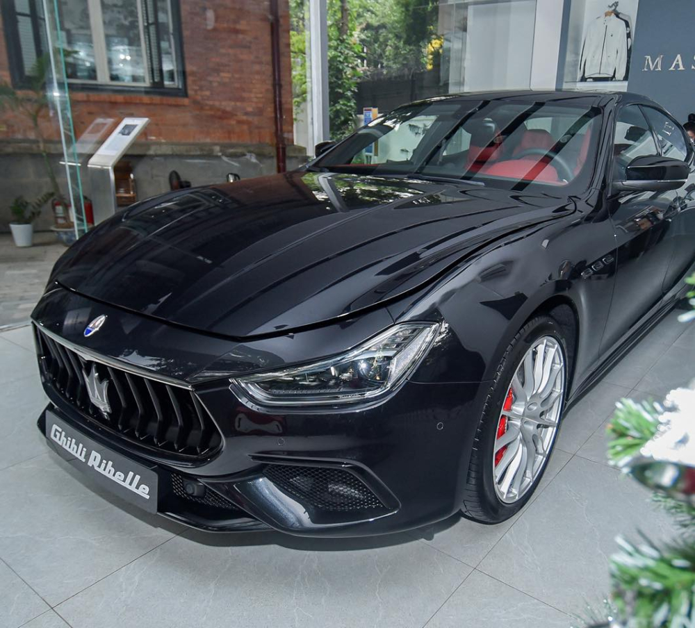 Maserati Ghibli phi&ecirc;n bản Ribelle đầu ti&ecirc;n về Việt Nam nằm trong số 30 xe d&agrave;nh cho thị trường ch&acirc;u &Aacute;