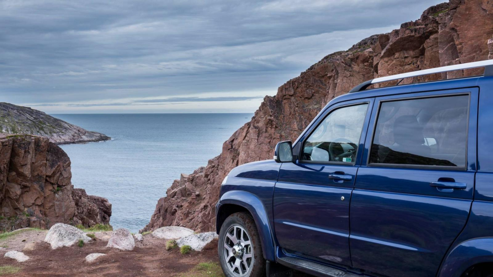 UAZ Patriot 4×4 tại Mỹ có vành 18 inch