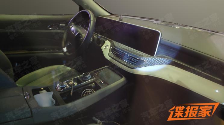 Ford Equator 2021 có 2 núm xoay trên cụm điều khiển trung tâm, vừa trẻ trung vừa thời trang