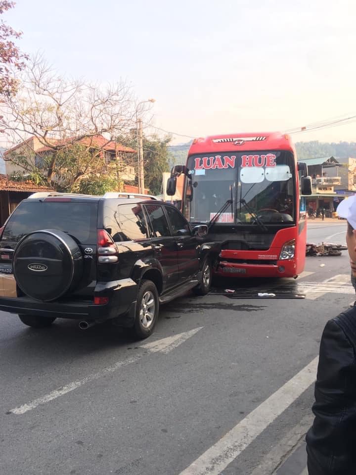 Hiện trường vụ tai nạn li&ecirc;n ho&agrave;n