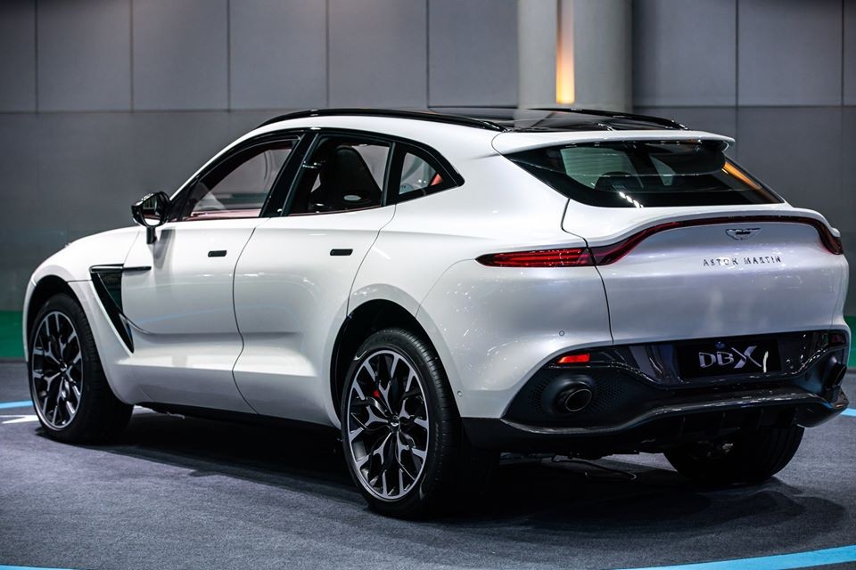 Aston Martin DBX c&oacute; thể b&ugrave;ng nổ doanh số trong năm 2021 tại Việt Nam