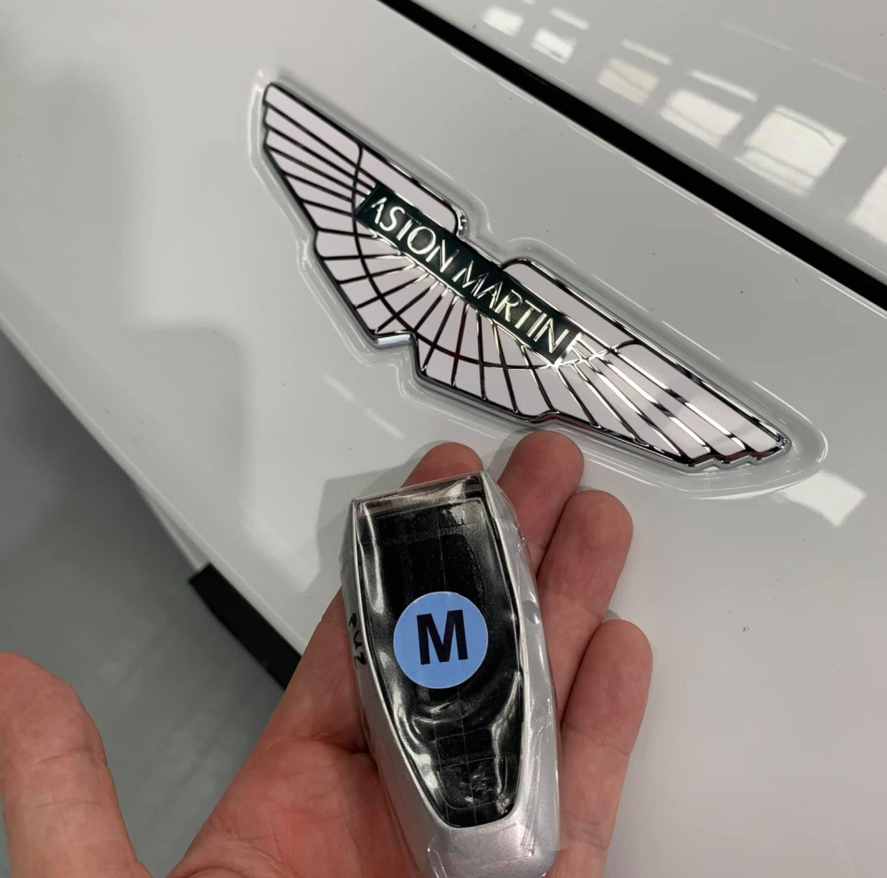 Sau năm 2019 dậy s&oacute;ng giới m&ecirc; xe, Aston Martin Việt Nam trải qua 12 th&aacute;ng trong năm Canh T&yacute; với h&agrave;ng hot DBX