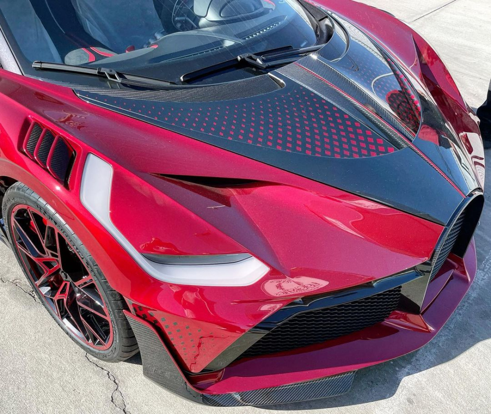 Chiếc Bugatti Divo này được tiết lộ chỉ có giá 5 triệu đô la Chiếc Bugatti Divo này được tiết lộ chỉ có giá 5 triệu đô la