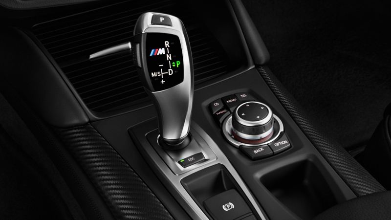 Hộp số AT giúp người lái xe nhàn hơn khi đi trên tuyến đường đông đúc Hộp số AT giúp người lái xe nhàn hơn khi đi trên tuyến đường đông đúc