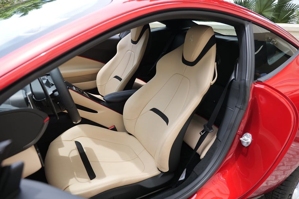 Ferrari Roma là một siêu xe 2+2