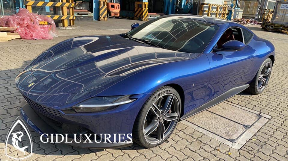 Thiết kế phần đầu si&ecirc;u xe Ferrari Roma mới về Việt Nam