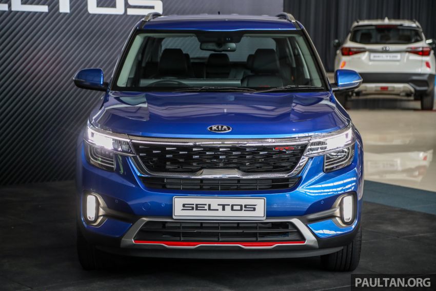 Cận cảnh thiết kế đầu xe của Kia Seltos GT Line 2021