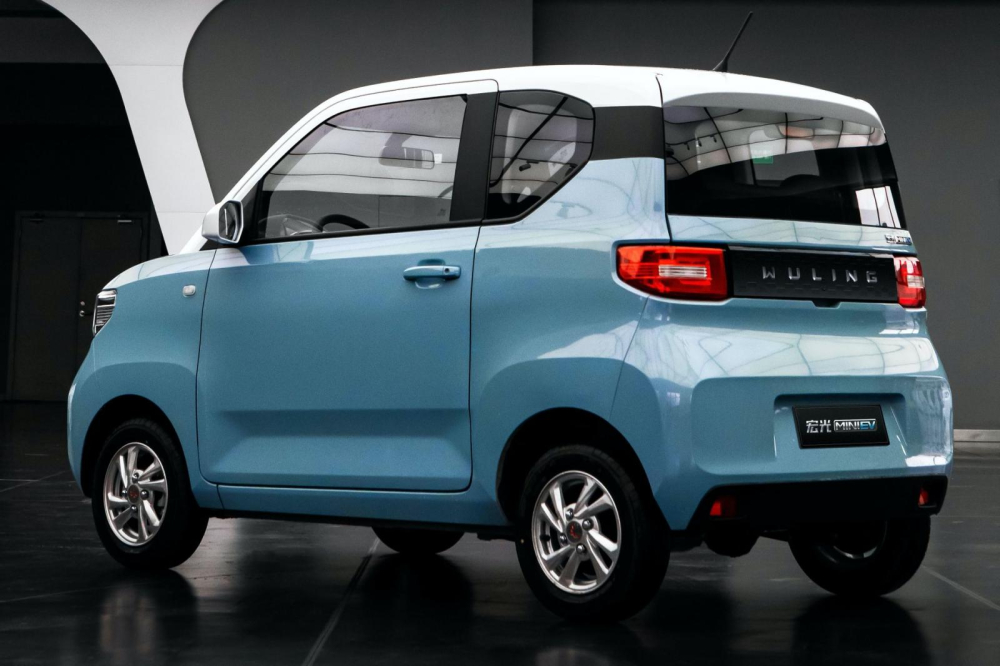Wuling Hongguang Mini EV ch&iacute;nh l&agrave; mẫu &ocirc; t&ocirc; điện b&aacute;n chạy nhất tại Trung Quốc trong năm 2020
