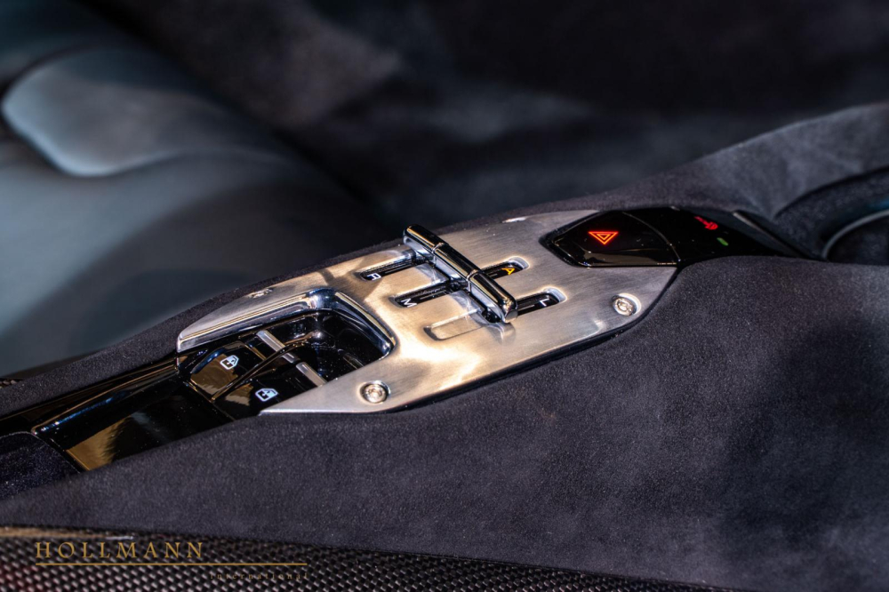 Ferrari SF90 Stradale c&oacute; tốc độ tối đa 340 km/h