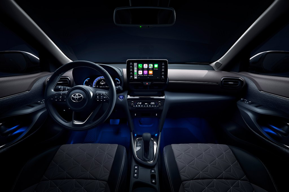 Nội thất bên trong Toyota Yaris Cross