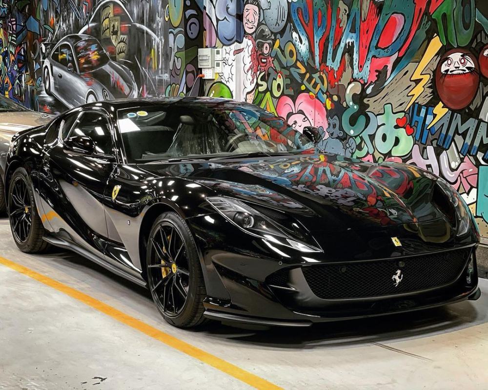 Diện mạo của siêu xe Ferrari 812 Superfast Diện mạo của siêu xe Ferrari 812 Superfast