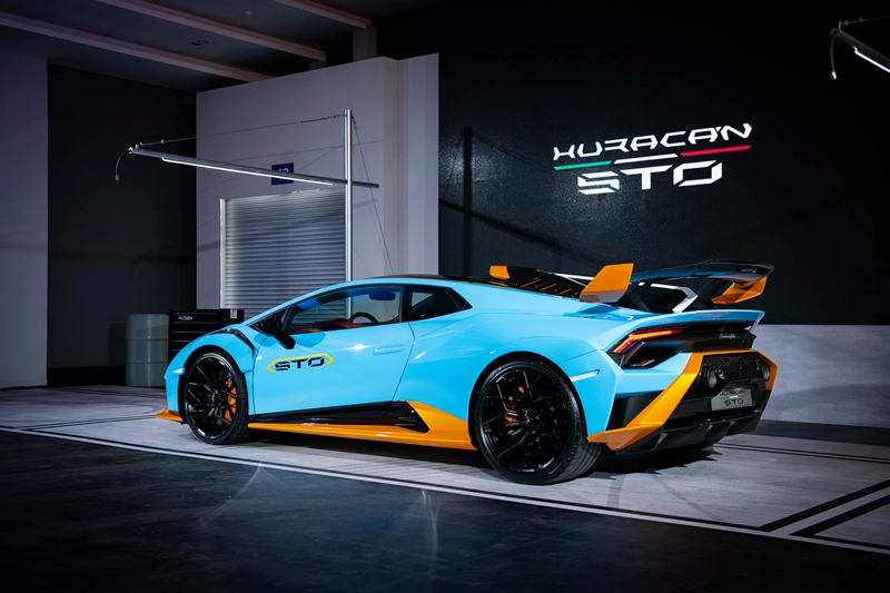 Vẻ đẹp của siêu xe Lamborghini Huracan STO Vẻ đẹp của siêu xe Lamborghini Huracan STO