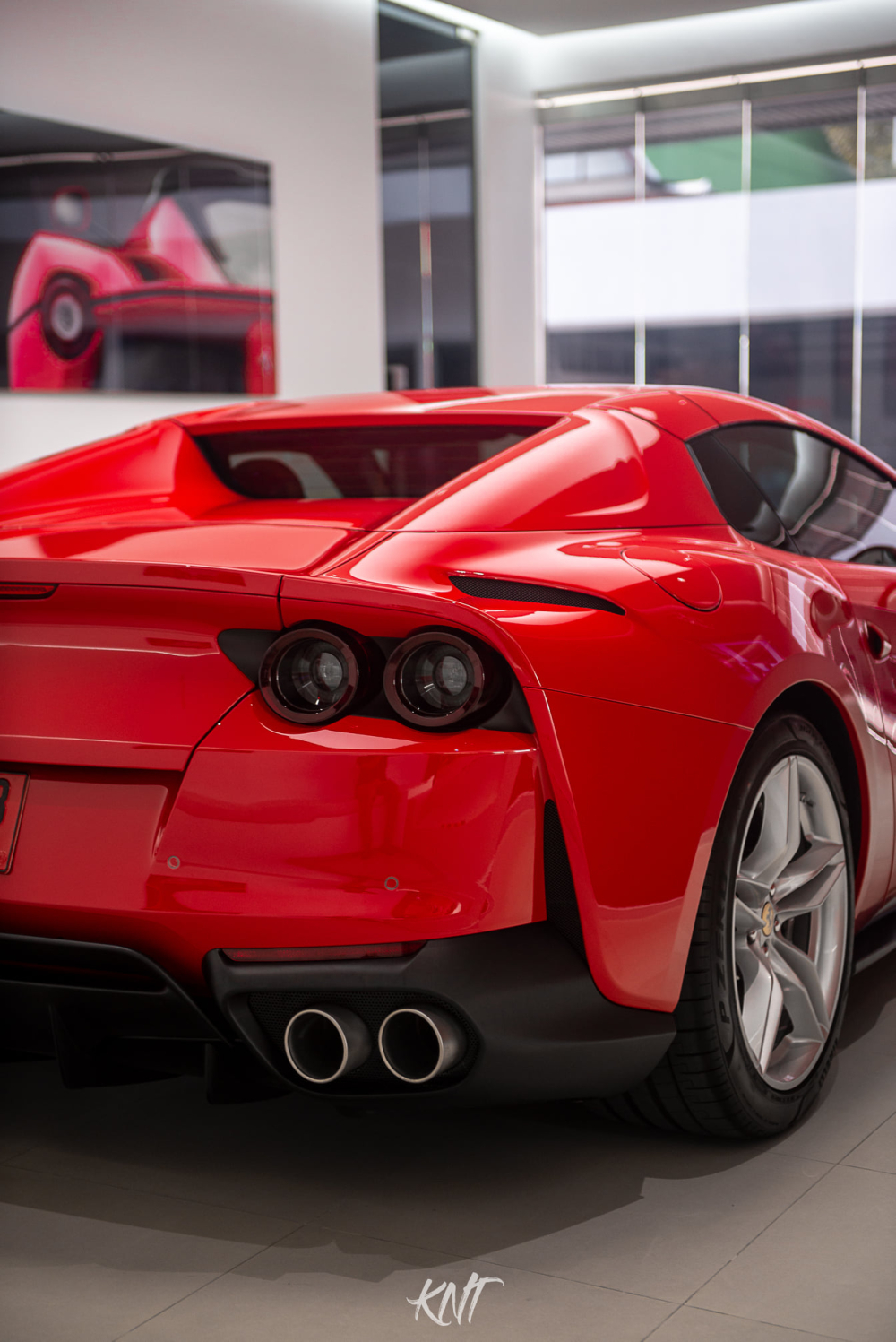 Đuôi xe Ferrari 812 Superfast