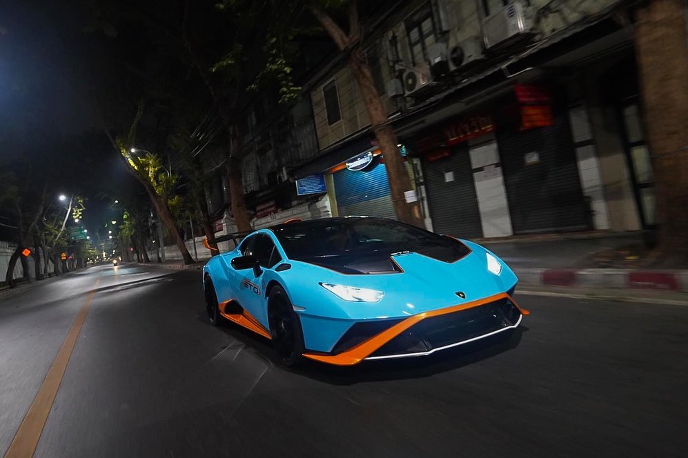 Lamborghini Huracan STO tr&ecirc;n đường phố kh&ocirc;ng xe cộ tại Th&aacute;i Lan khiến d&acirc;n t&igrave;nh nước n&agrave;y th&iacute;ch th&uacute;