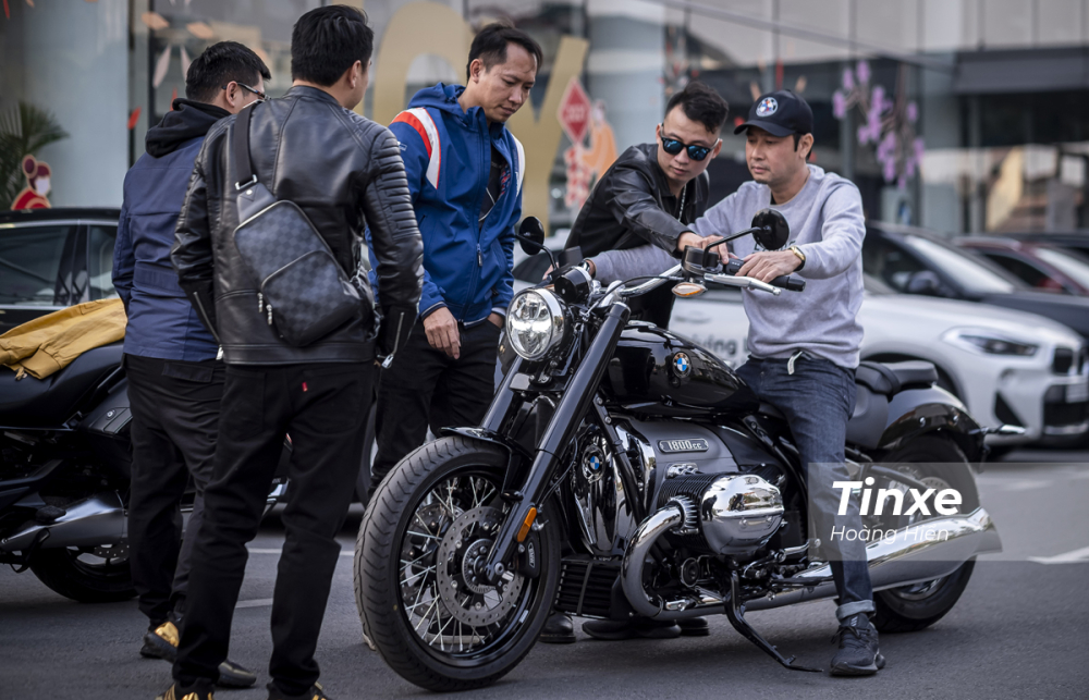 BMW R18 c&oacute; thiết kế mang đậm chất cổ điển khiến nhiều biker cảm thấy m&ecirc; mẩn ngay lần đầu ti&ecirc;n nh&igrave;n thấy.