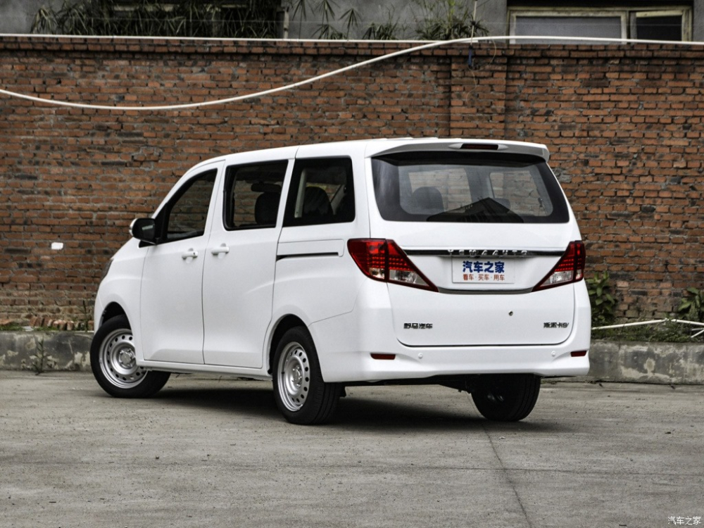 Ph&iacute;a sau của xe minivan điện gi&aacute; rẻ&nbsp;Yema Spica EV