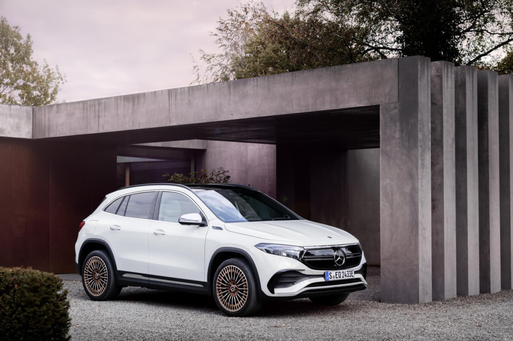 Mercedes-Benz EQA sở hữu thiết kế tổng thể giống GLA