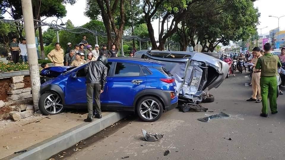 Từ 1/3/2021, t&aacute;i xế điều khiển xe g&acirc;y tai nạn do uống rượu bia hoặc sử dụng chất cấm sẽ bị từ chối bồi thường bảo hiểm.