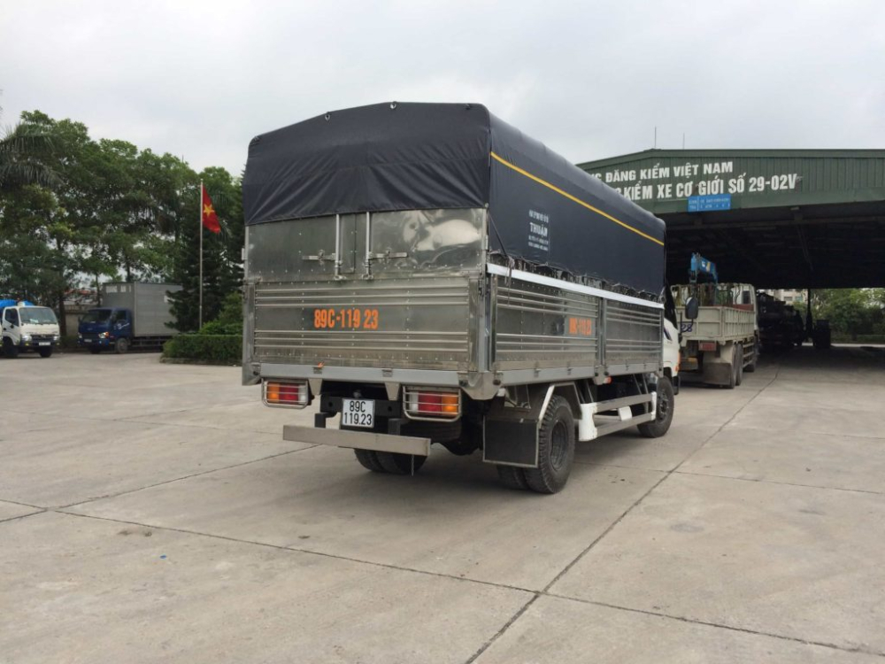 Xe c&oacute; trọng tải c&agrave;ng lớn, c&agrave;ng nhiều chỗ ngồi th&igrave; mức ph&iacute; bảo tr&igrave; đường bộ c&agrave;ng cao.