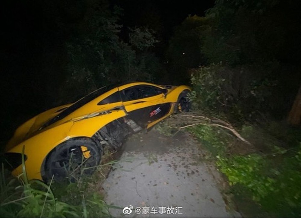 Siêu xe triệu đô McLaren P1 gặp nạn ở Trung Quốc vào tháng 8 năm 2020