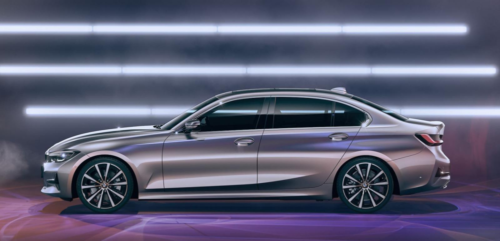 BMW 3-Series Gran Limousine 2021 tăng cả chiều d&agrave;i lẫn chiều d&agrave;i cơ sở so với bản thường