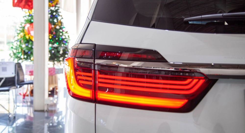 Honda Odyssey 2021 tại Th&aacute;i Lan c&oacute; cảm biến đ&aacute; cốp