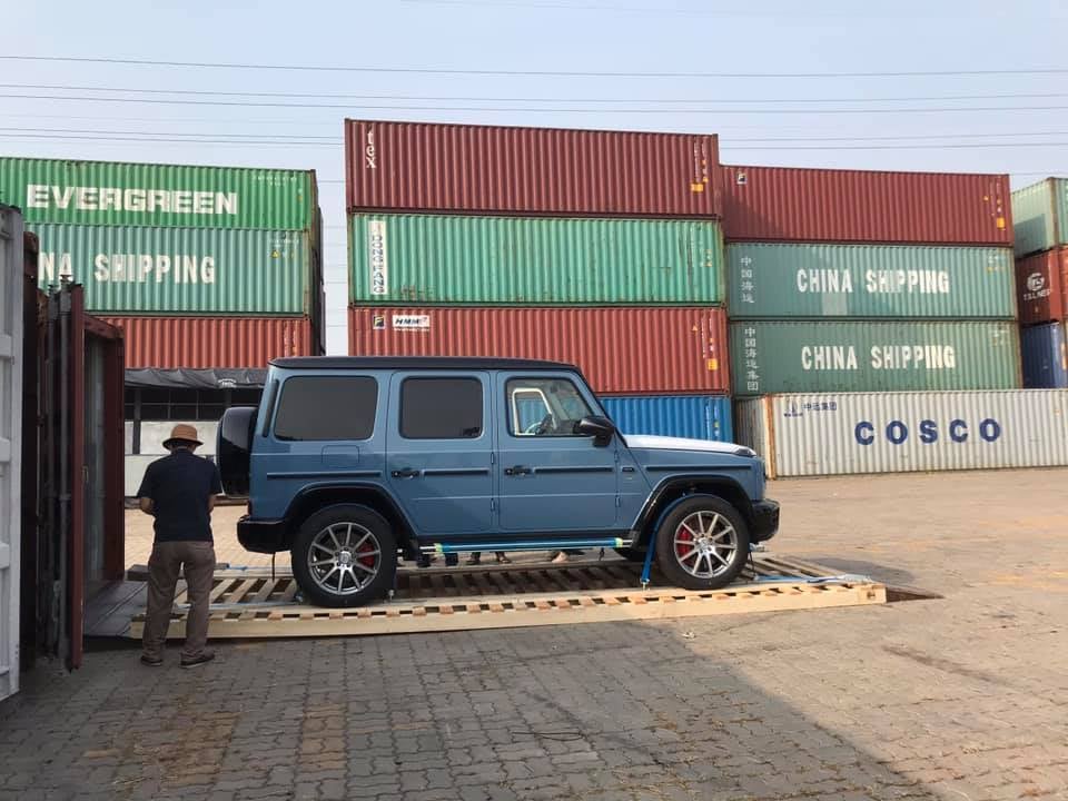 Cận cảnh diện mạo Mercedes-AMG G63 với m&agrave;u sơn độc do Cường Đ&ocirc;-la chọn mua tặng cho vợ