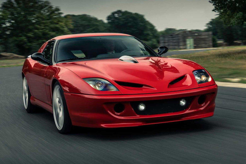 Phía trước của Ferrari “Breadvan Hommage”