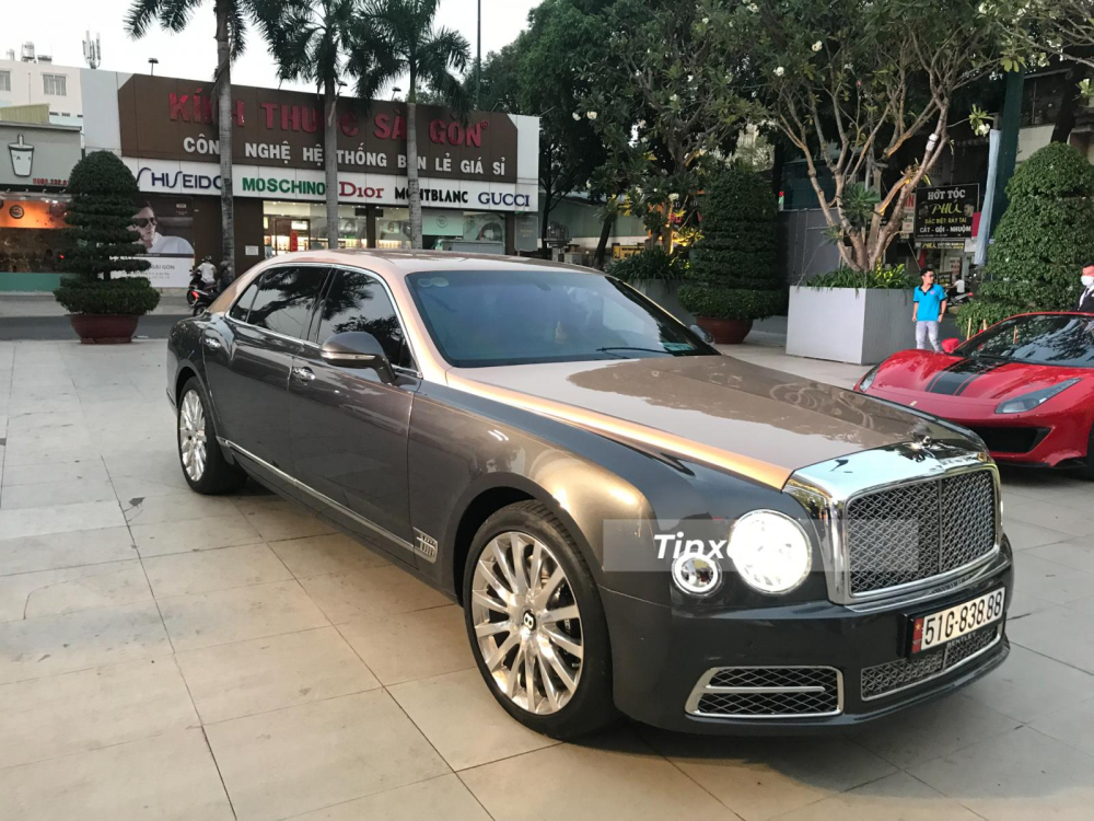  Bentley Mulsanne EWB mang biển tam hoa 8