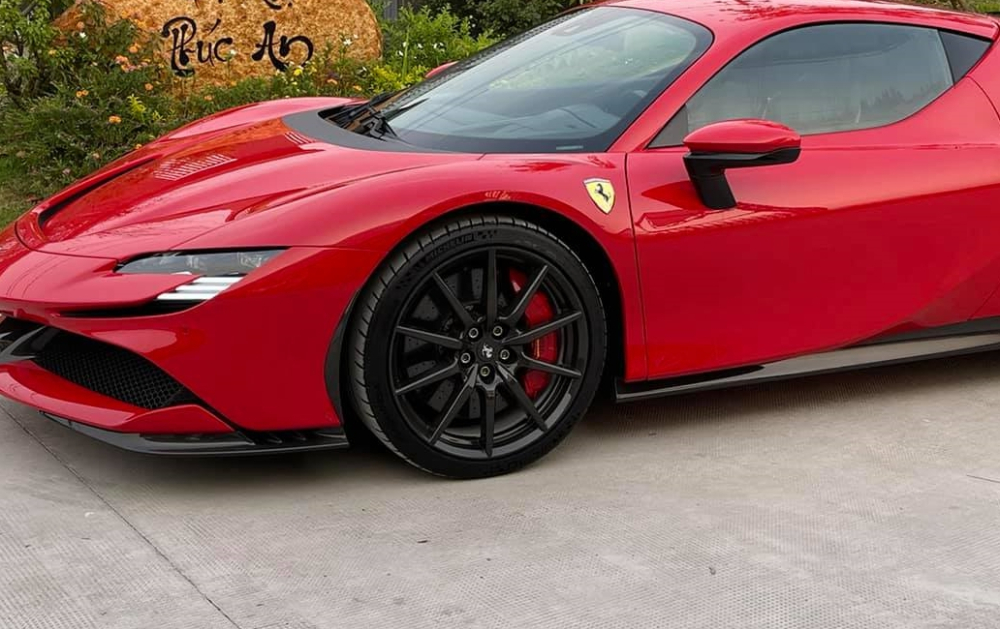 Thiết kế phần đầu của si&ecirc;u xe Ferrari SF90 Stradale