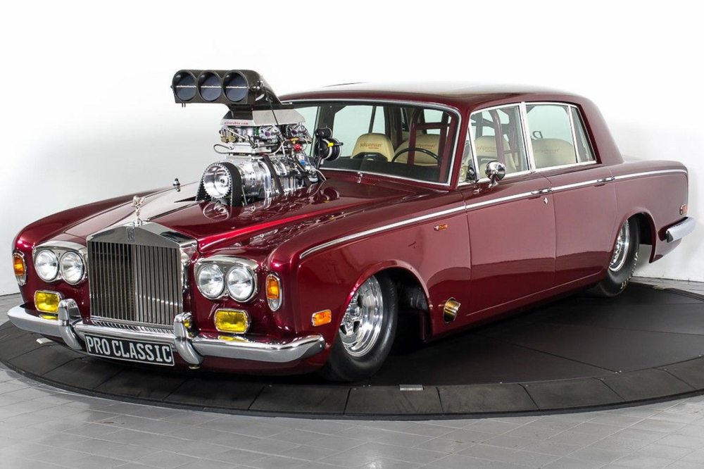 Phía trước của chiếc Rolls-Royce Silver Shadow 1974 độ