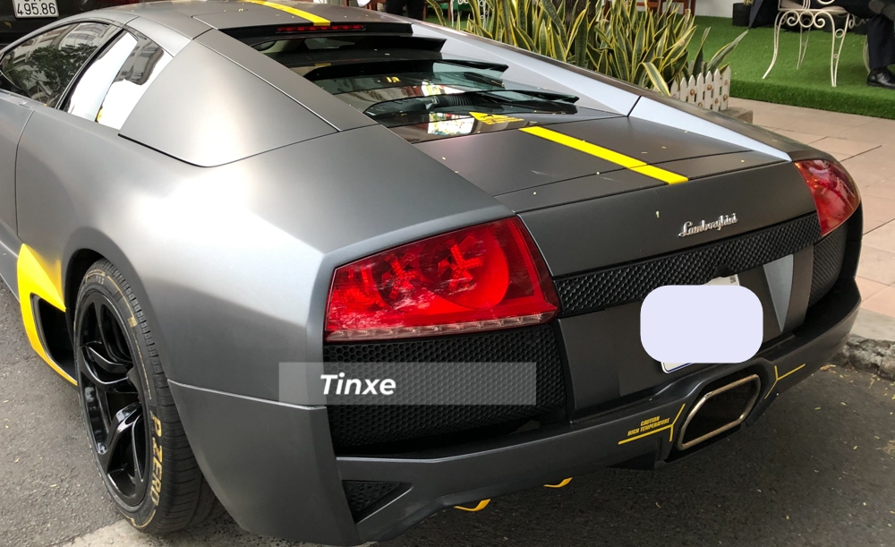 Bộ áo này mang đến cái nhìn mới lạ cho siêu xe Lamborghini Murcielago LP640-4.