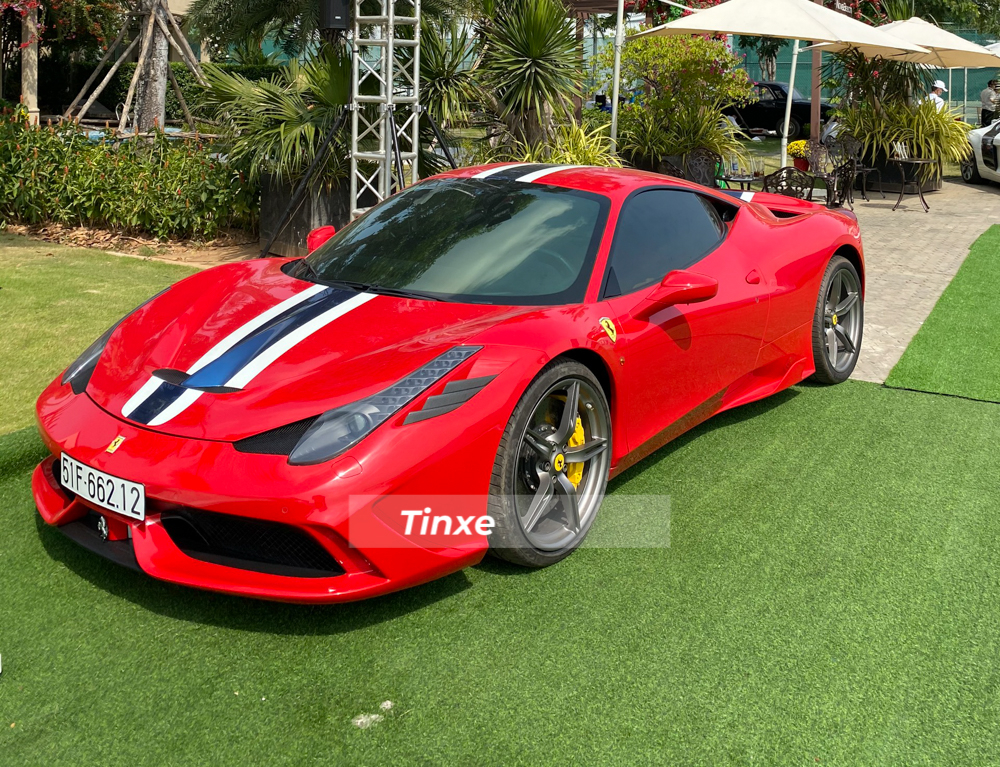 C&ograve;n đ&acirc;y l&agrave; Ferrari 458 Speciale