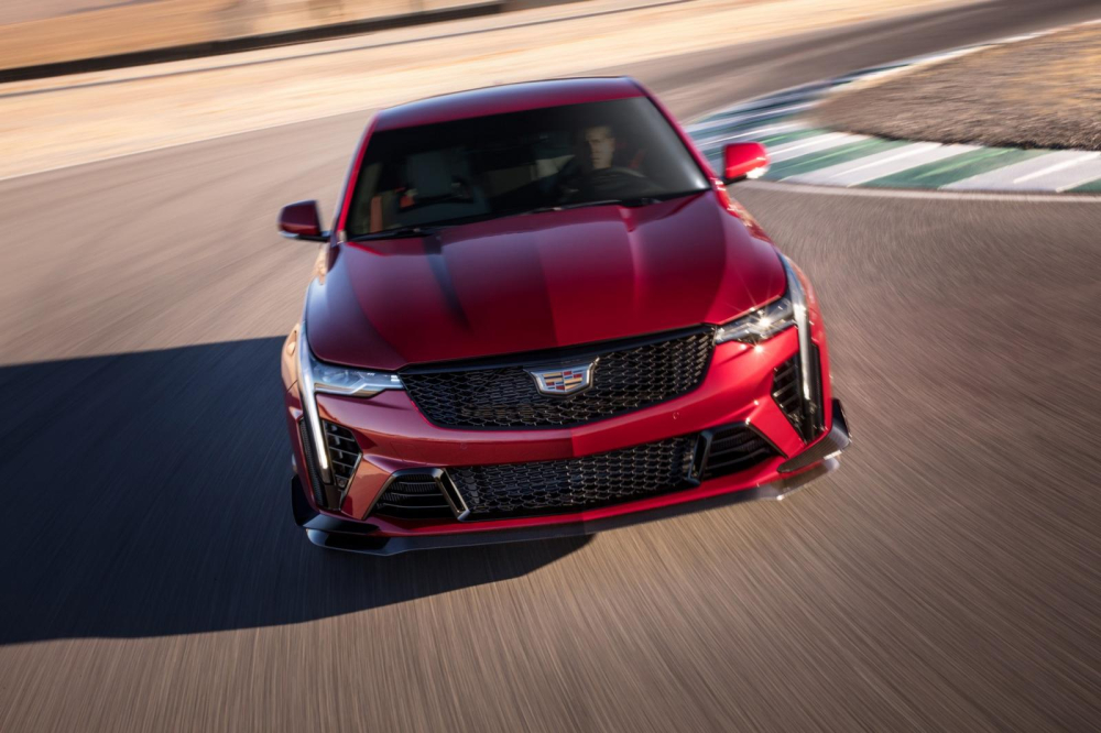 Cadillac CT4-V Blackwing 2022 được trang bị lưới tản nhiệt riêng