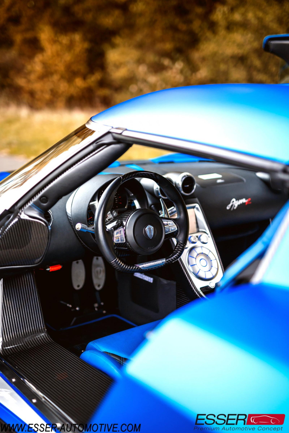 Nội thất chiếc siêu xe Koenigsegg Agera R đang rao bán 55 tỷ đồng Nội thất chiếc siêu xe Koenigsegg Agera R đang rao bán 55 tỷ đồng