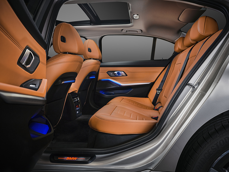 H&agrave;ng ghế sau của BMW 3-Series Gran Limousine 2021