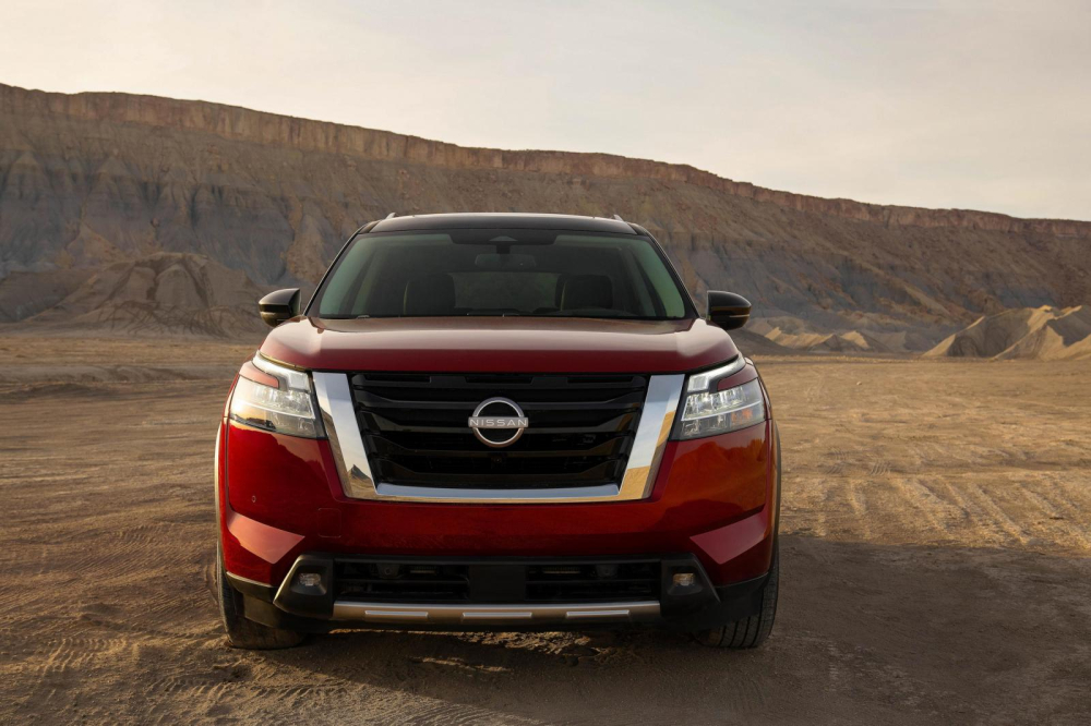 Cận cảnh thiết kế đầu xe của Nissan Pathfinder 2022