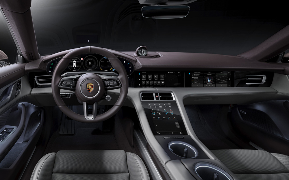 Nội thất Porsche Taycan mang hơi hướng thể thao, hiện đại v&agrave; c&aacute; t&iacute;nh.
