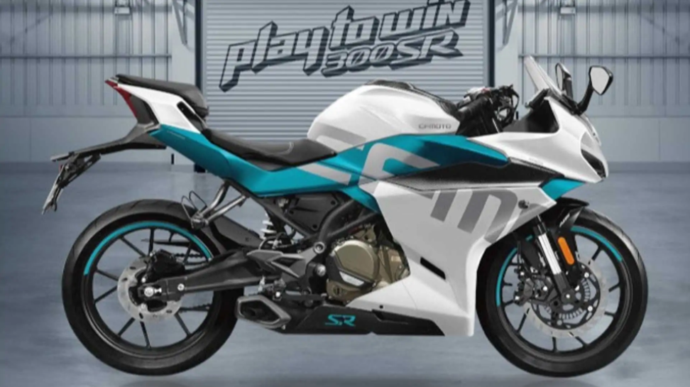 CFMoto 300SR 2021 tại Philippines với màu Trắng Xanh Ngọc