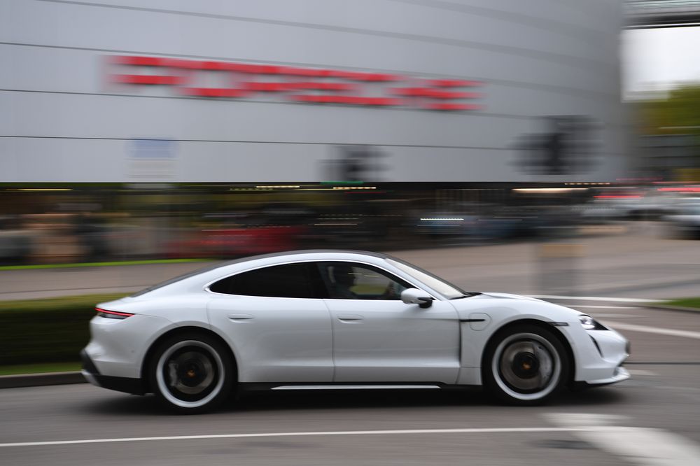 Porsche được đồn là sẽ sản xuất xe tại Malaysia