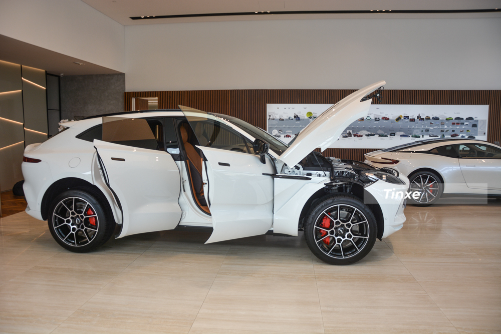 Aston Martin DBX đã sẵn sàng cho cuộc chơi mới tại Việt Nam