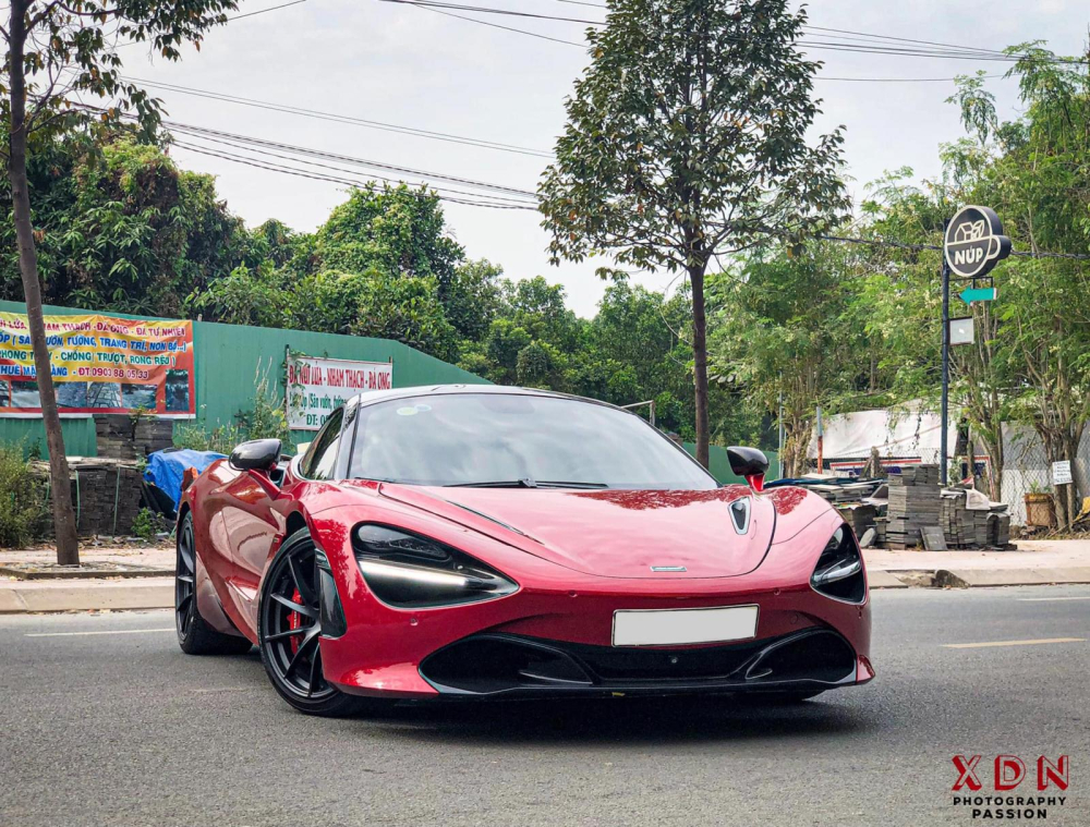 Siêu xe McLaren 720S về làm dâu tại Đồng Nai